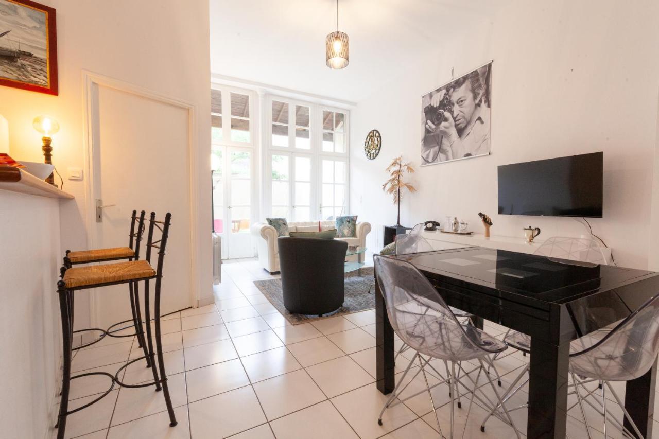 Apartmán Le Patio - Hypercentre - Cour Au Calme - Wifi Vannes Exteriér fotografie